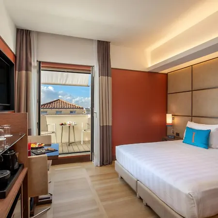The Independent Szálloda 4*