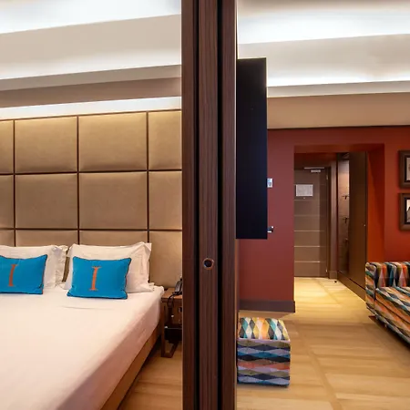 The Independent Hotell 4*