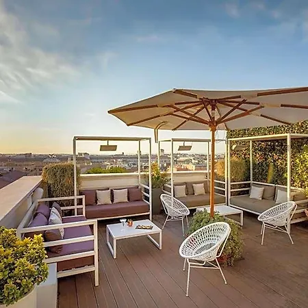 The Independent 4*
