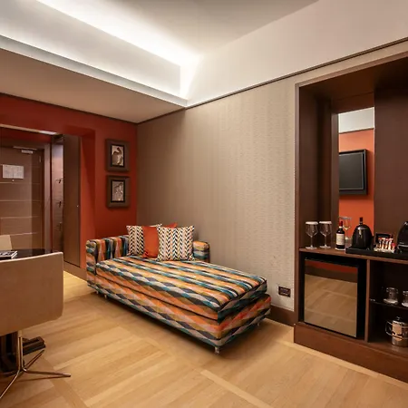 The Independent 4*